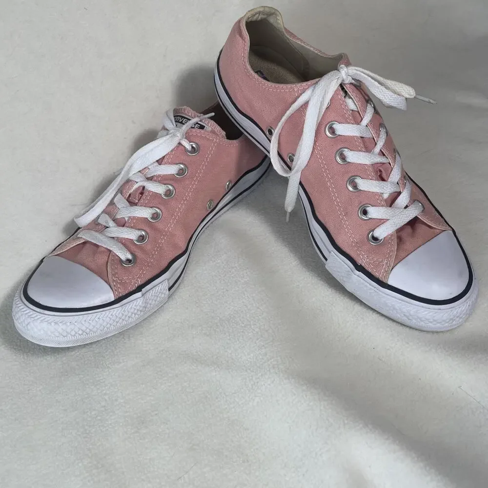 Unisex Chuck Taylor Converse Pink men's 7 ladies 9